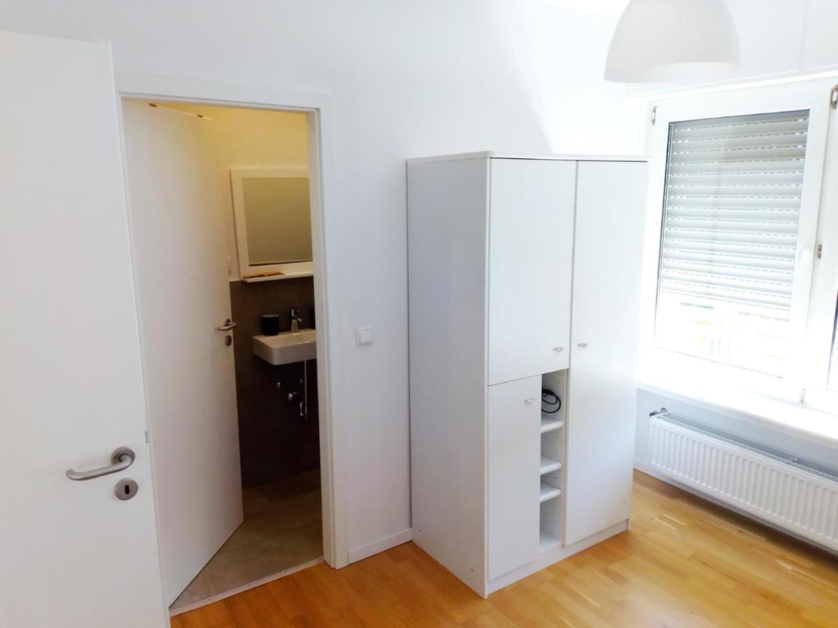 Zentrale Ruhige Lage Mit Parkplatz Und Terrasse Appartement Bad Honnef Buitenkant foto